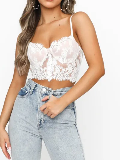top-bustier-dentelle-blanc Biely čipkovaný top s kvetinovou potlačou